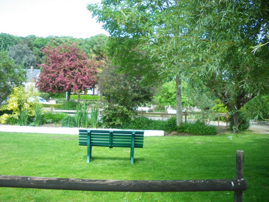 A L'Abri Des Vents Saint-Jean-le-Thomas Exterior foto